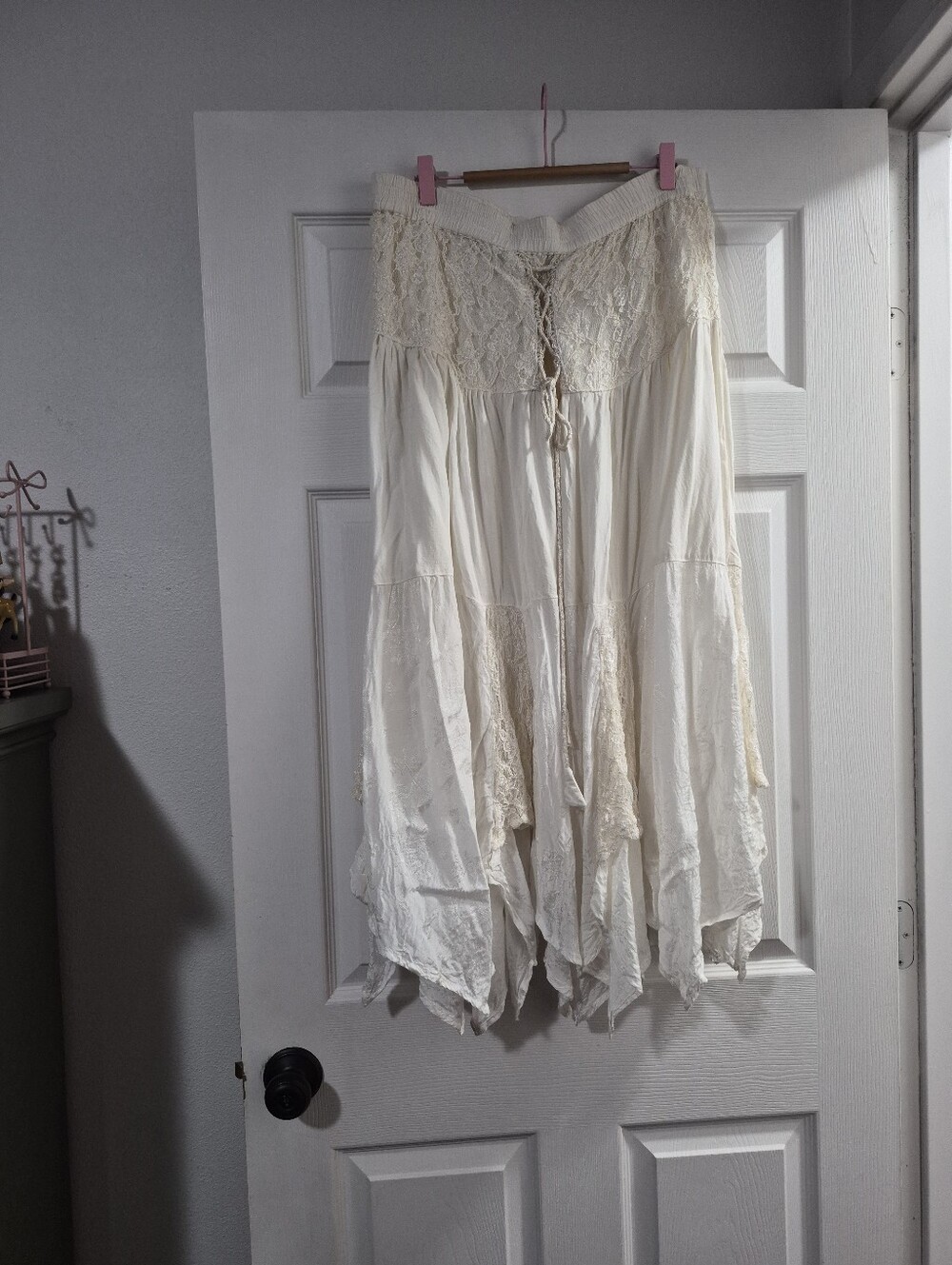 Papillon Cream Lace Maxi Skirt Large